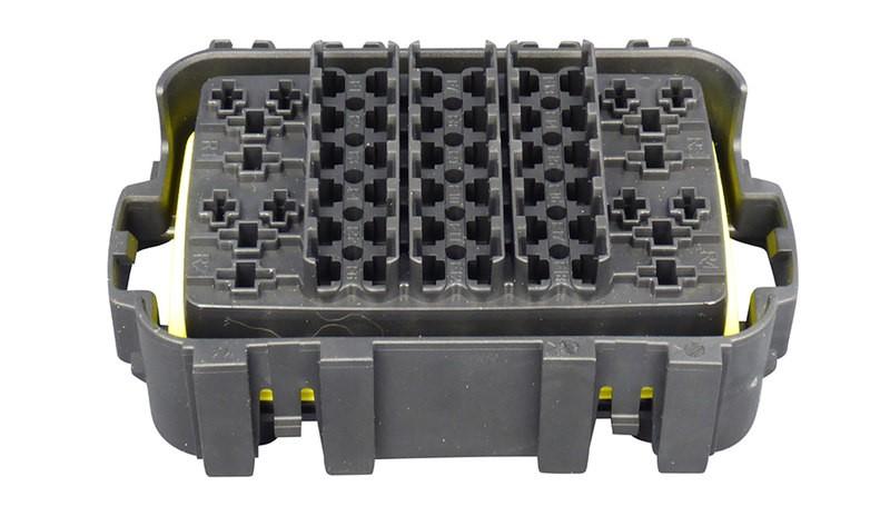 modulo MTA per 4 micro relè + 18 fusibili mini (terminali f280wp - jpt - spt)