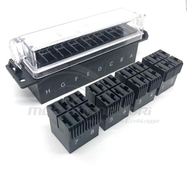 portafusibile UNI 8 vie con connettori polarizzati